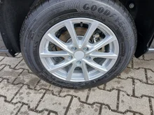 Thumbnail-Foto von Fahrzeug