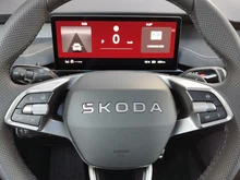 Škoda Peaq Sportline 90x in Smokey Diamond-Silber Metallic