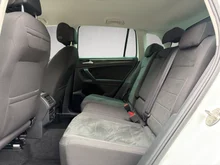 VW Tiguan 2,0 TDI 4Motion Elegance DSG in weiss - normal