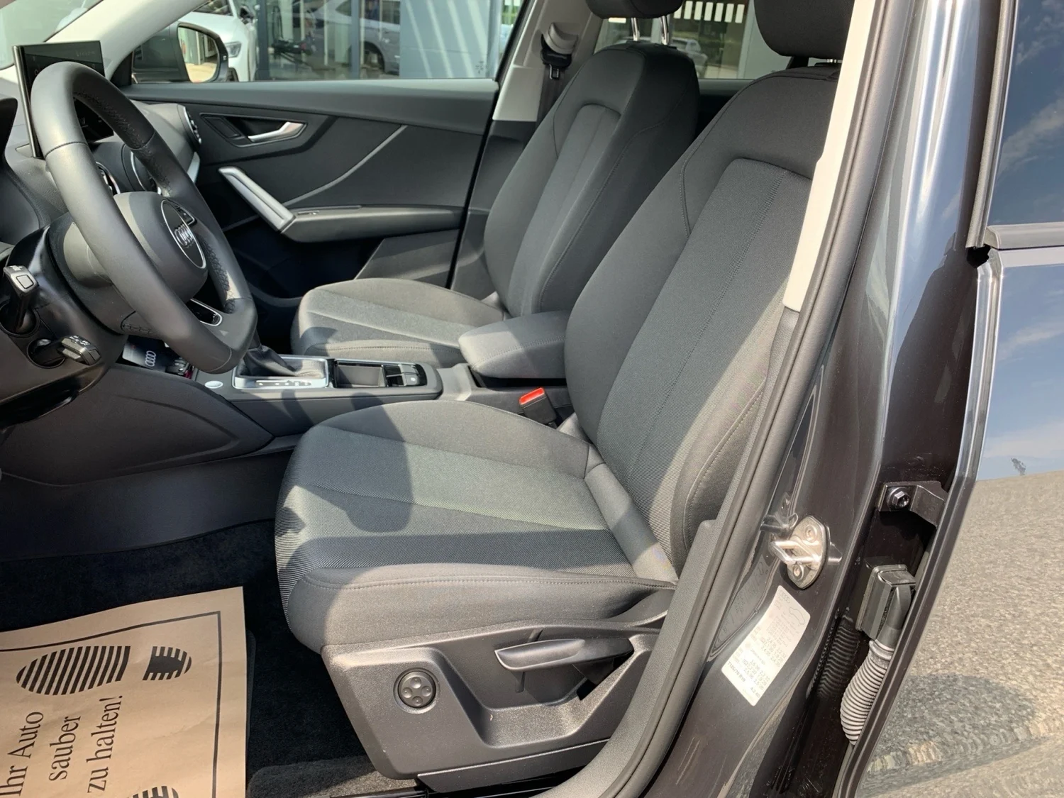 Bild eines Q2 35 TFSI admired
