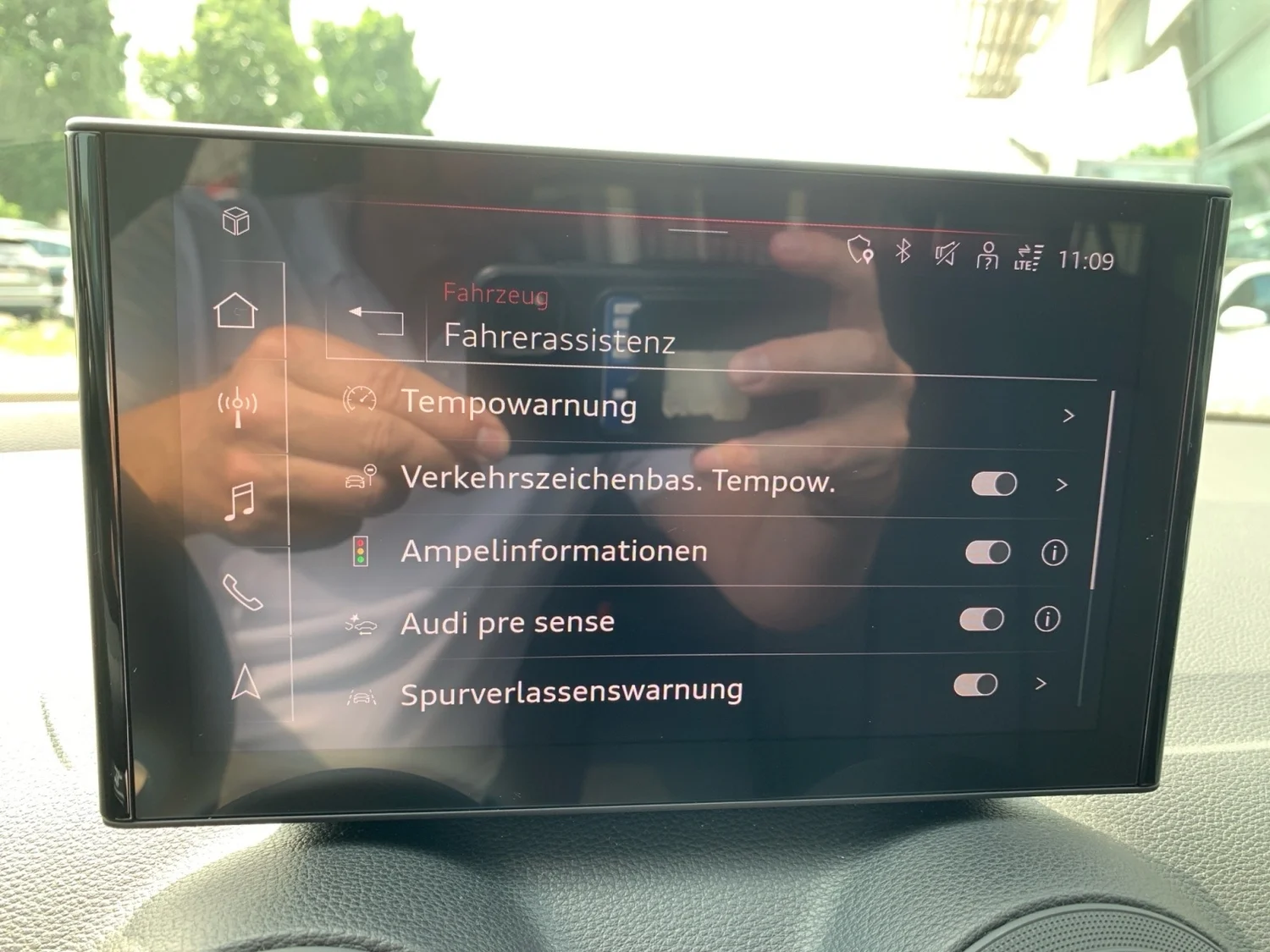 Bild eines Q2 35 TFSI admired