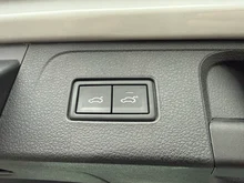 VW Passat Variant Business TDI DSG in Gletscherweiß Metallic