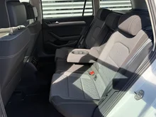 VW Passat Variant Business TDI DSG in Gletscherweiß Metallic