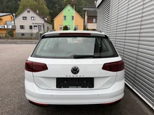 VW Passat Variant Business TDI DSG in Gletscherweiß Metallic