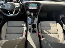 VW Passat Variant Business TDI DSG in Gletscherweiß Metallic