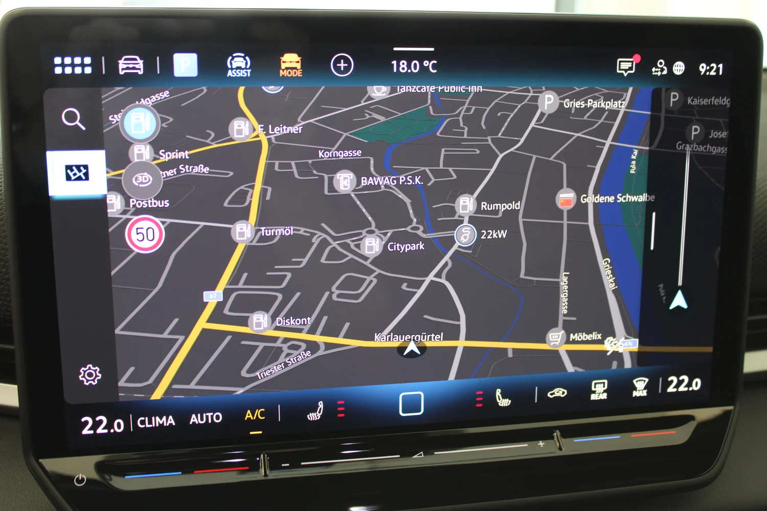 Bild eines T-Roc R-Line eTSI DSG