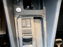 VW Caddy Maxi eHybrid 110 kW in Puregrey