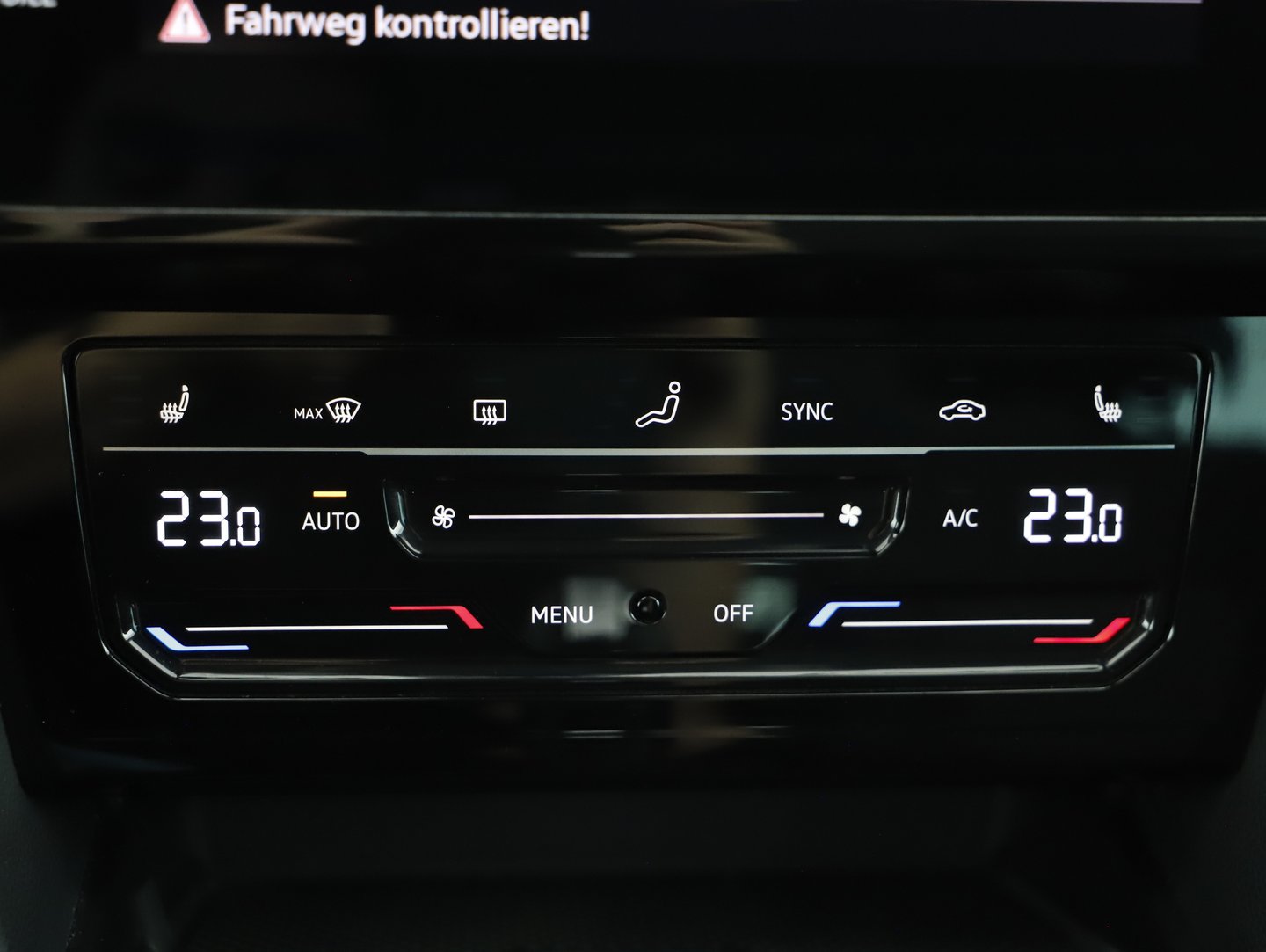 VW Passat Variant Business TDI DSG | Bild 12 von 22