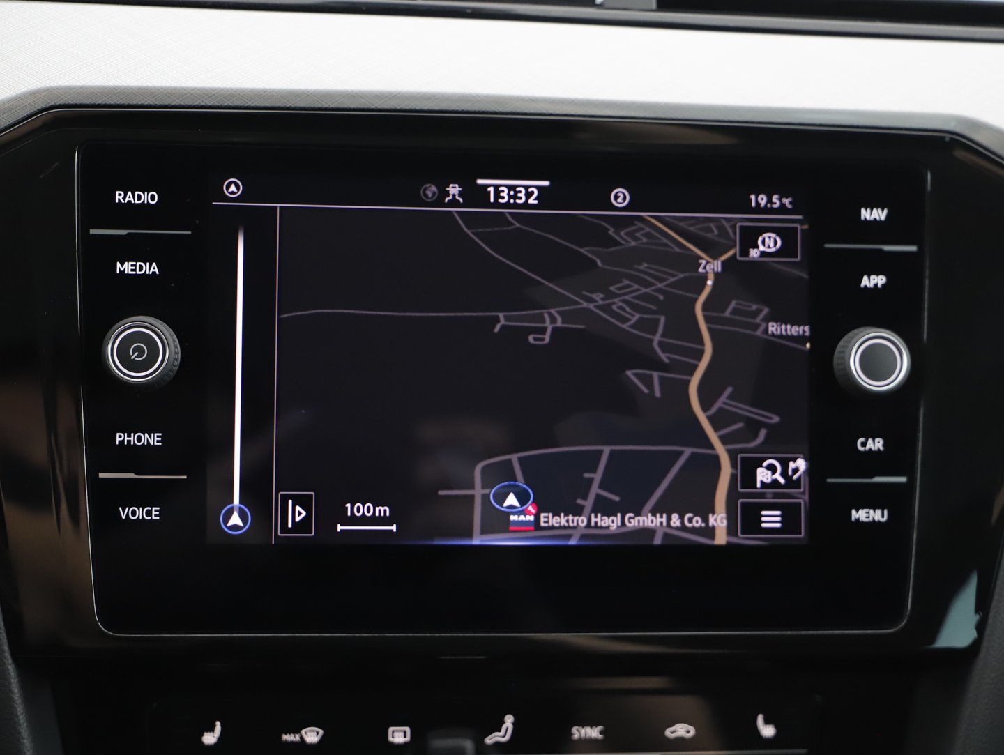 VW Passat Variant Business TDI DSG | Bild 10 von 22