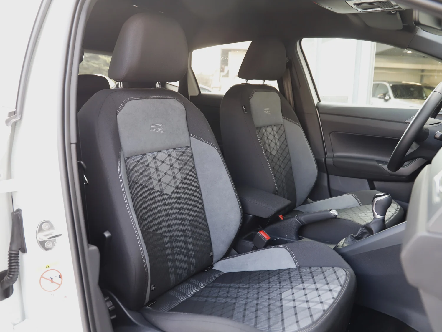 Bild eines VW Polo Sport TSI