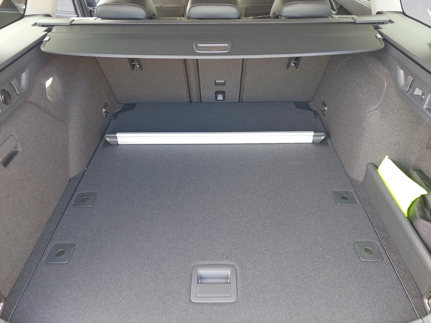 Bild eines Passat Variant Business eTSI DSG