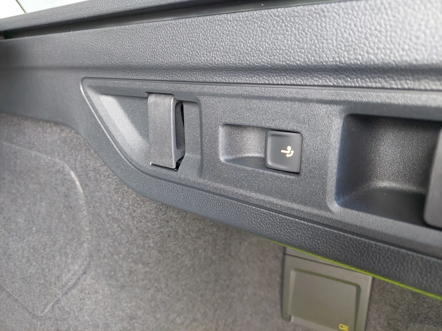 Bild eines Passat Variant Business eTSI DSG