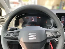 SEAT Arona Reference Edition 1.0 TSI in Magnet-Grau Metallic