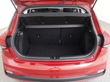 Hyundai i20 LEVEL 2 in Red Passion