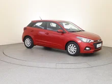 Hyundai i20 LEVEL 2 in Red Passion