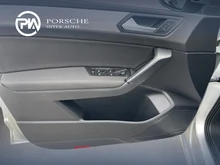 VW Touran TDI DSG in Reflexsilber Metallic