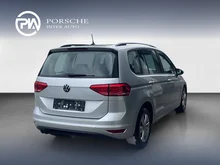 VW Touran TDI DSG in Reflexsilber Metallic