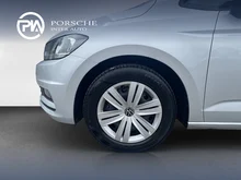 VW Touran TDI DSG in Reflexsilber Metallic
