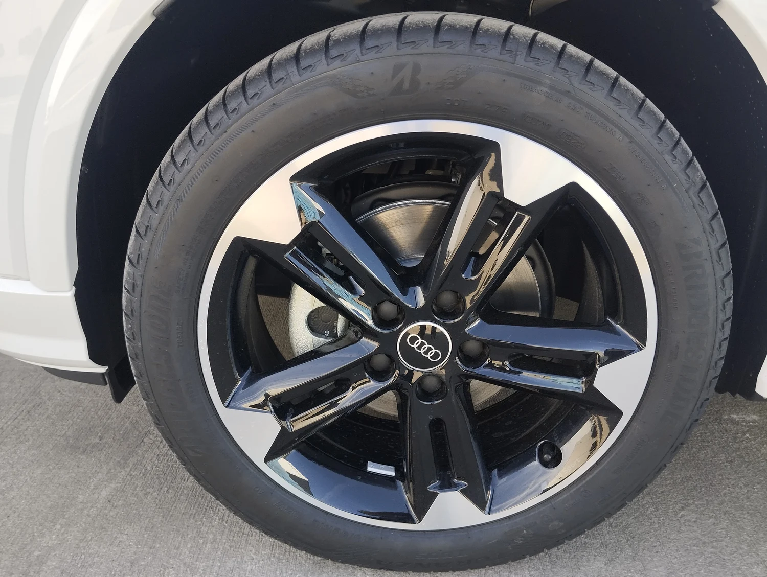 Bild eines Audi Q2 30 TFSI admired