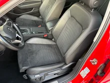 VW Passat Variant Elegance TDI 4MOTION DSG in G2 Tornadorot