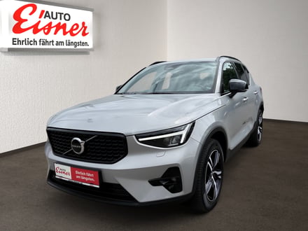 Volvo XC40 Plus Dark 2WD
