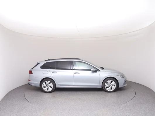 Bild eines VW Golf Variant Business mHeV DSG