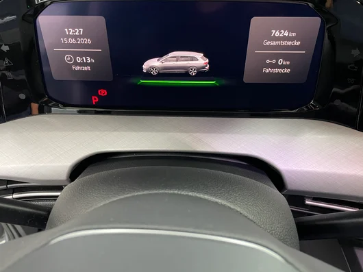 Bild eines VW Golf Variant Business mHeV DSG