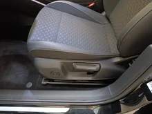 VW T-Roc R-Line eTSI DSG in Grenadillschwarz Metallic