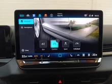 VW T-Roc R-Line eTSI DSG in Grenadillschwarz Metallic