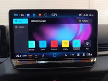 VW T-Roc R-Line eTSI DSG in Grenadillschwarz Metallic
