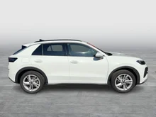 VW T-Roc Life eTSI DSG in Pure White