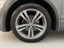 VW Tiguan Sky TDI SCR 4MOTION DSG in Indiumgrau Metallic