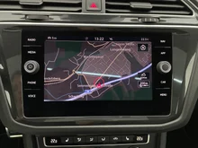 VW Tiguan Sky TDI SCR 4MOTION DSG in Indiumgrau Metallic