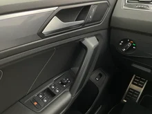 VW Tiguan Sky TDI SCR 4MOTION DSG in Indiumgrau Metallic