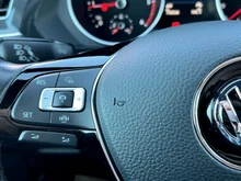 VW Tiguan Sky TDI SCR in Indiumgrau Metallic