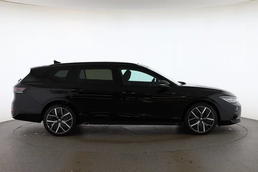 Bild eines VW Passat Variant Sport eHybrid 200kW