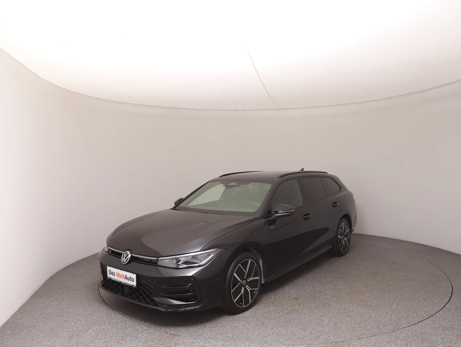 Bild eines VW Passat Variant Sport eHybrid 200kW