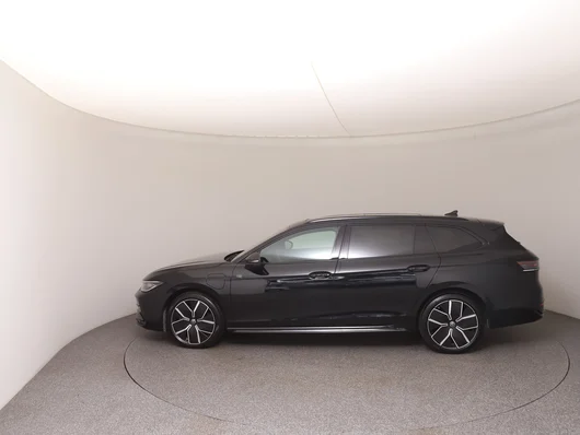 Bild eines VW Passat Variant Sport eHybrid 200kW