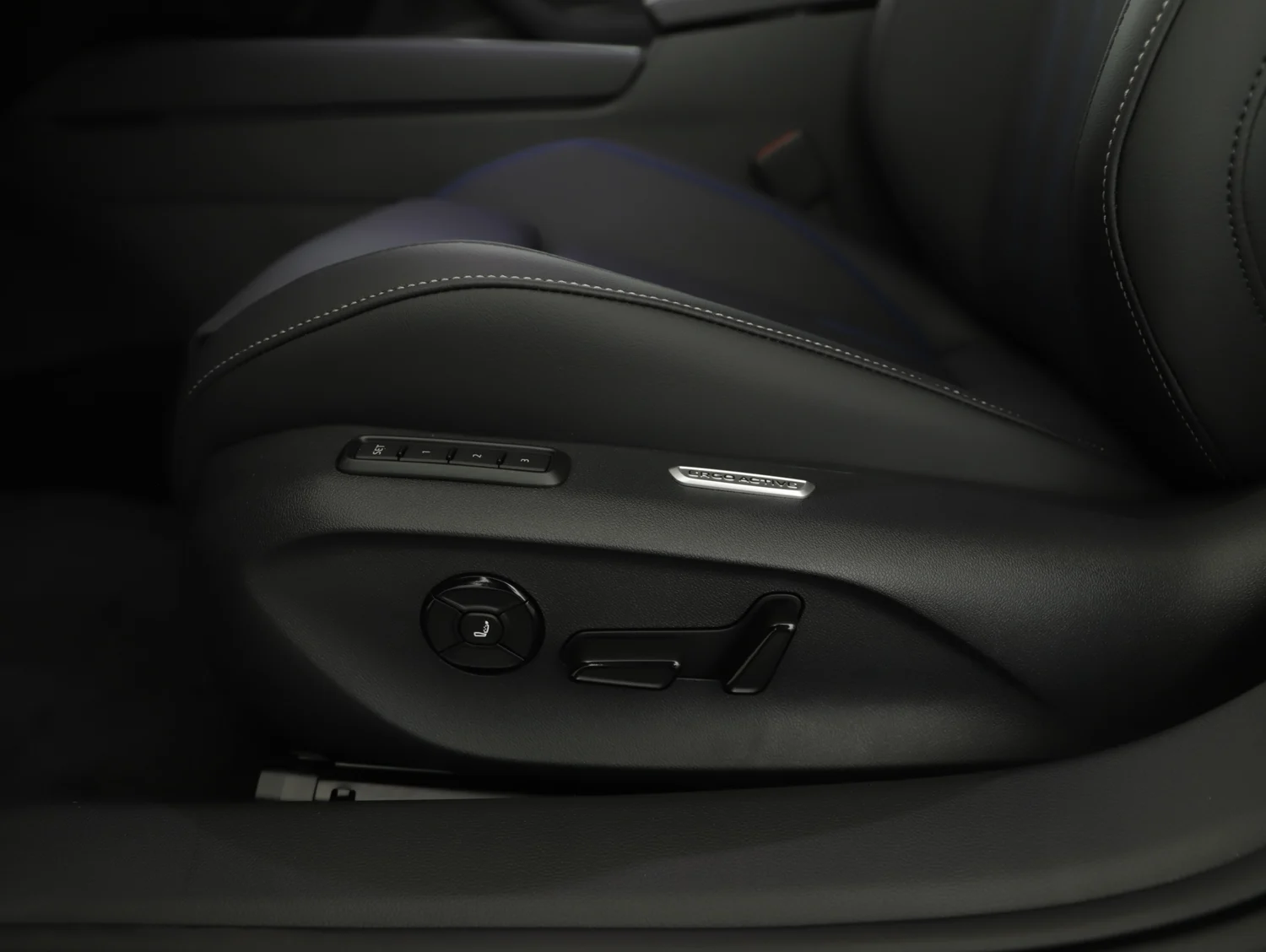 Bild eines VW Passat Variant Sport eHybrid 200kW