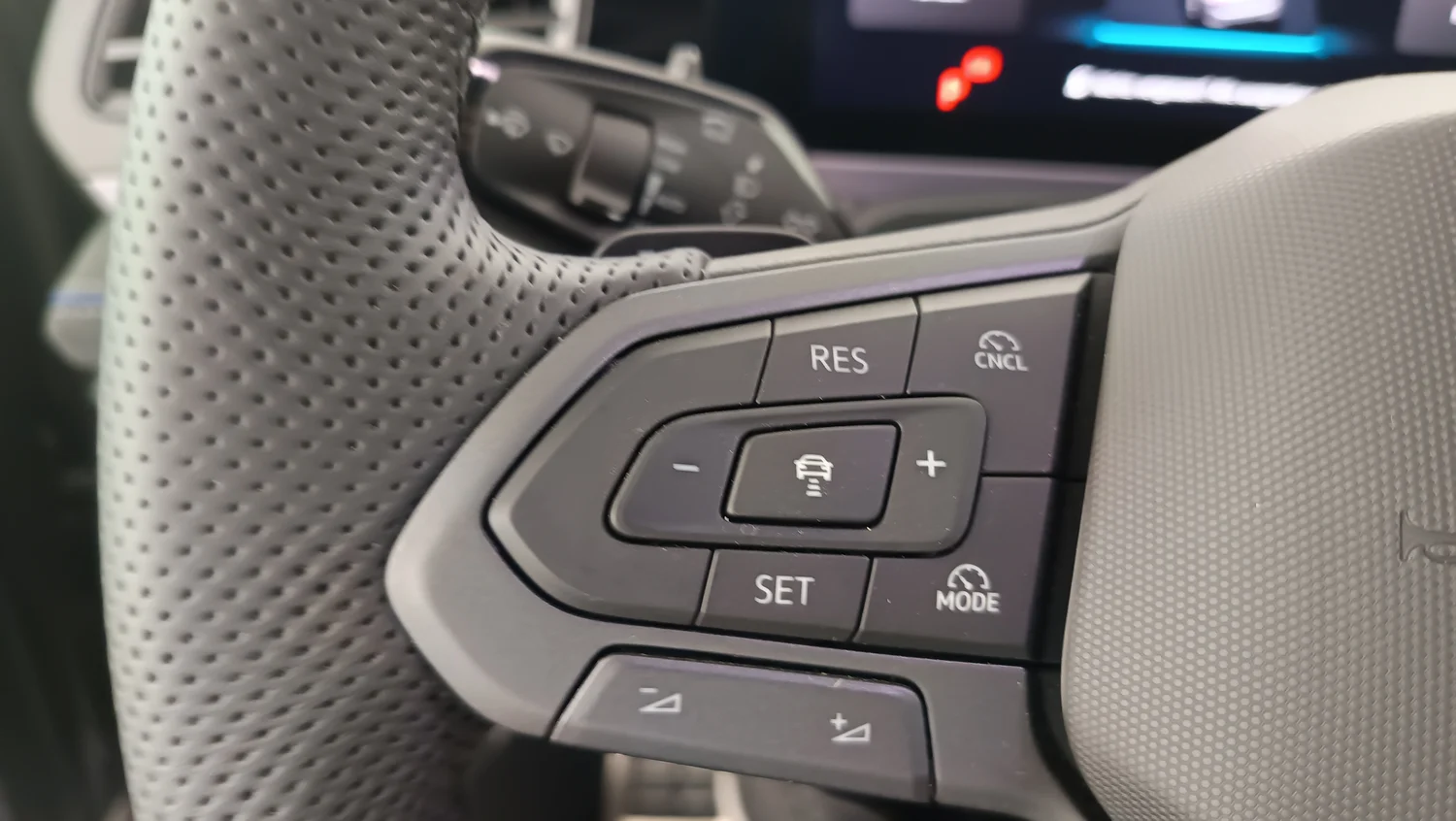 Bild eines VW Passat Variant Sport eHybrid 200kW