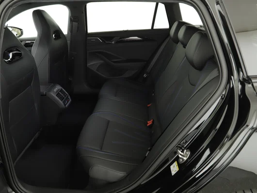 Bild eines VW Passat Variant Sport eHybrid 200kW