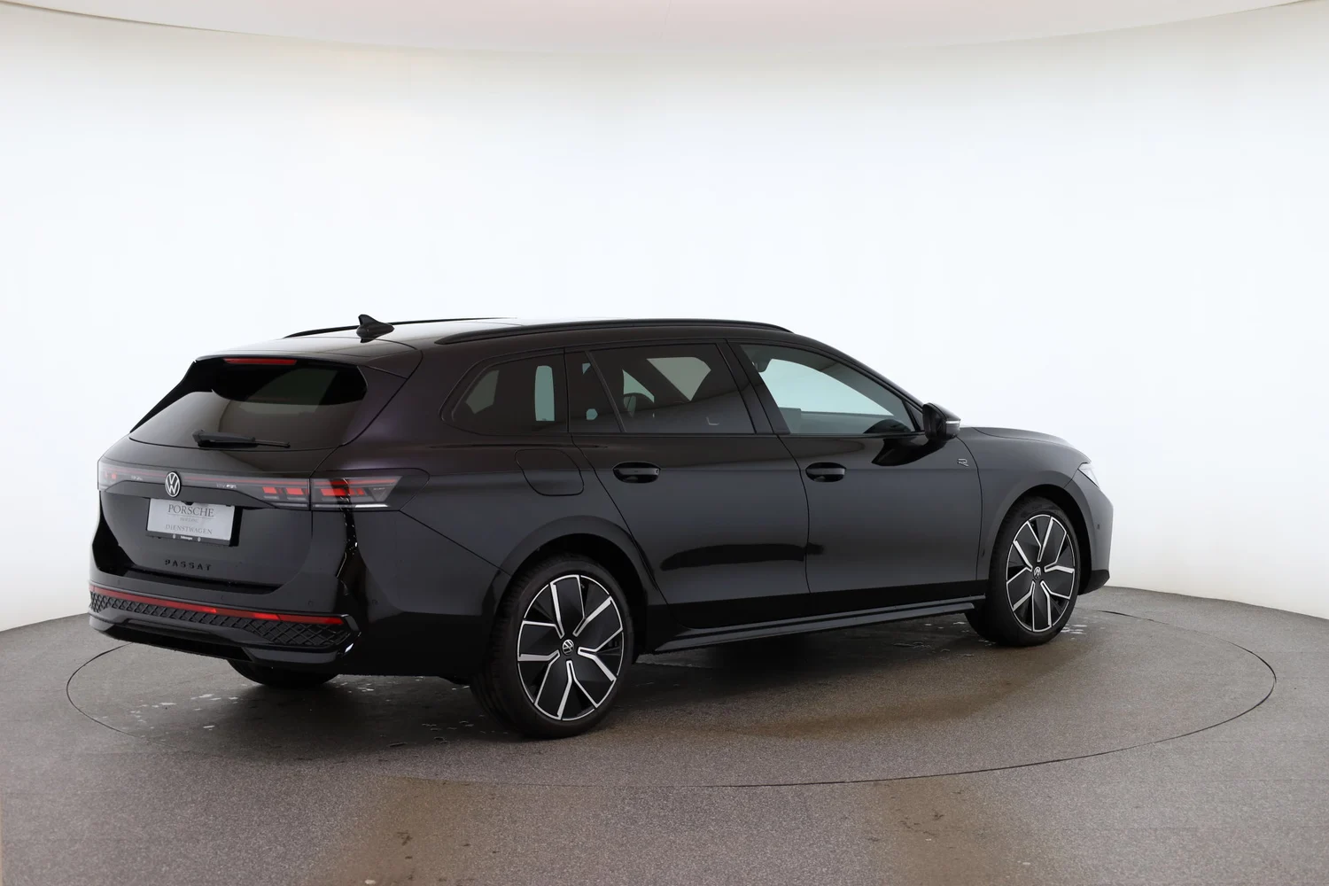 Bild eines VW Passat Variant Sport eHybrid 200kW