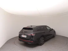 VW Passat Variant Sport eHybrid 200kW in Grenadillschwarz Metallic