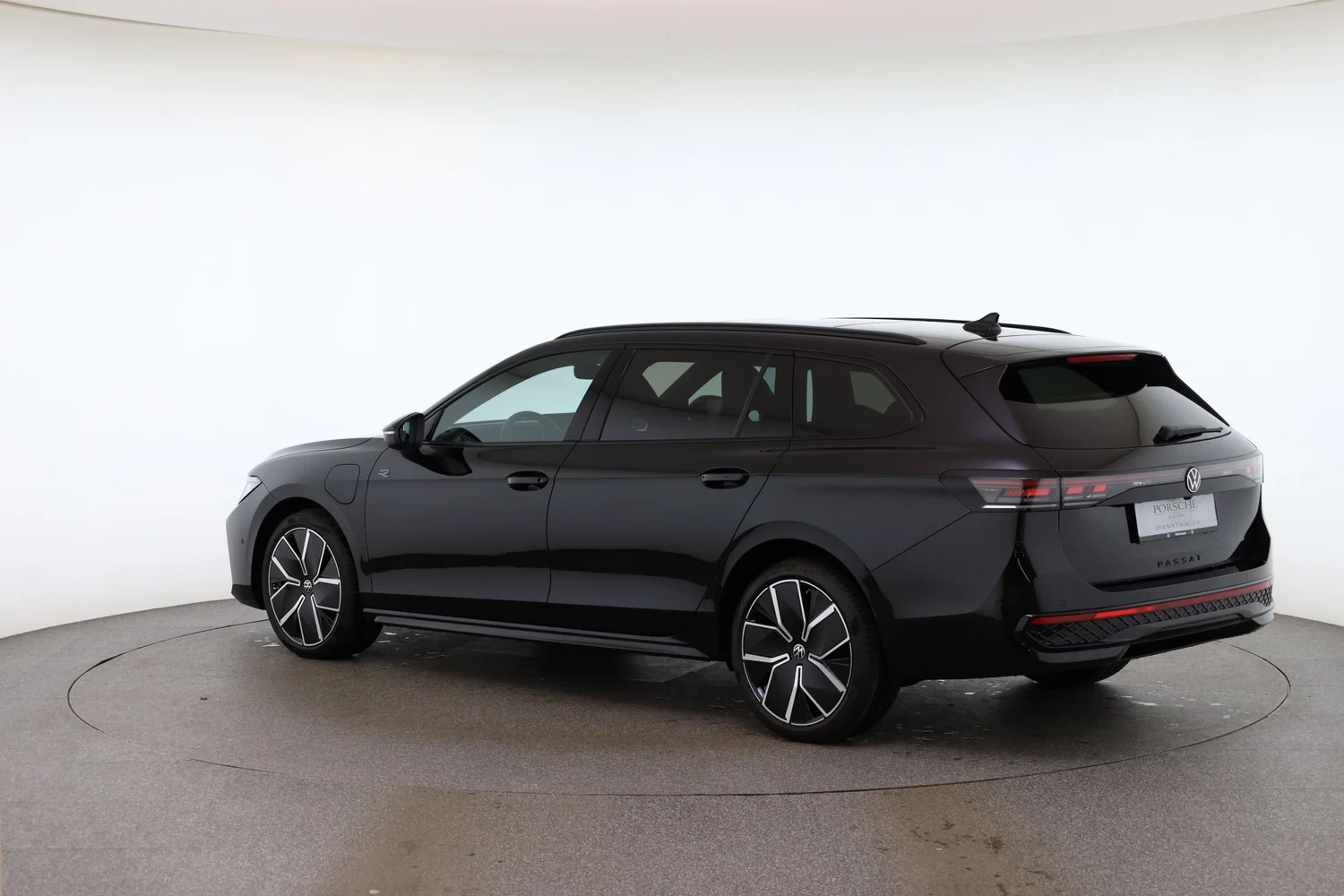 Bild eines VW Passat Variant Sport eHybrid 200kW