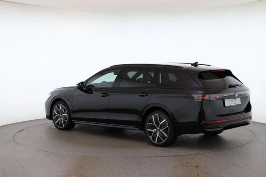 Bild eines VW Passat Variant Sport eHybrid 200kW