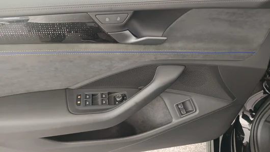 Bild eines VW Passat Variant Sport eHybrid 200kW