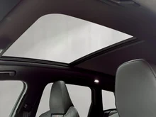 Audi Q6 e-tron quattro in Mythosschwarz Metallic