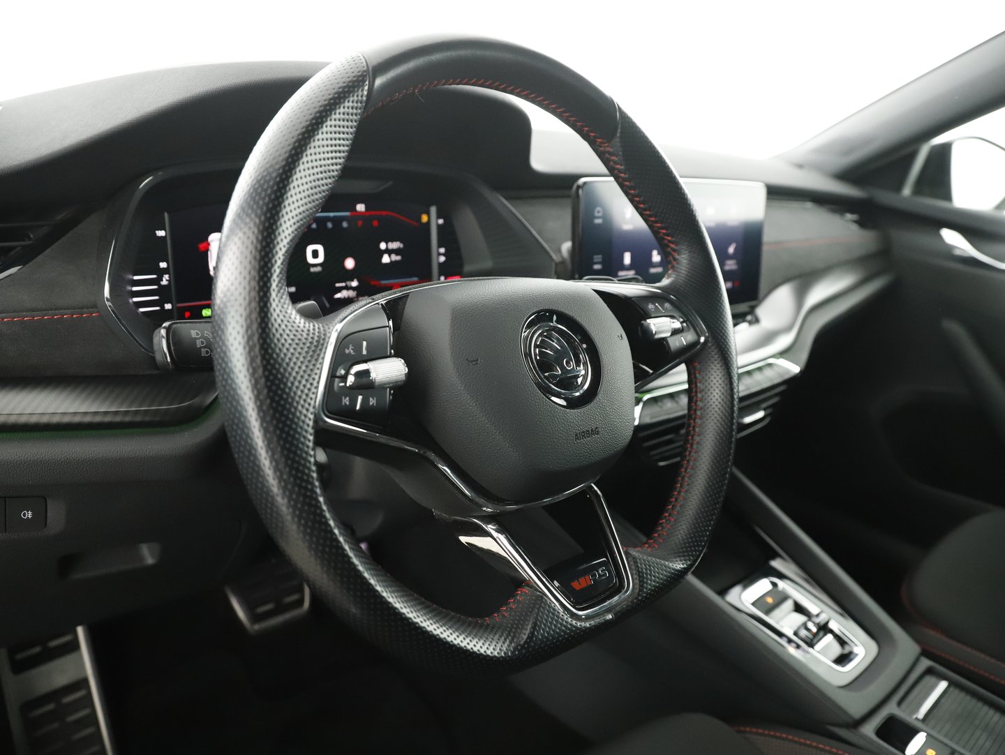 Škoda OCTAVIA Combi RS TSI 245 DSG | Bild 10 von 23
