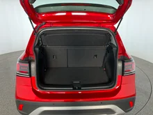 VW T-Cross 4Me TSI in Kings Red Metallic