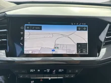 Audi Q4 e-tron 50 e-tron quattro in Gletscherweiss met.
